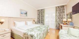 Гостиница Довиль Hotel&SPA All Inclusive Анапа Улучшенный двухместный номер с 1 кроватью-1
